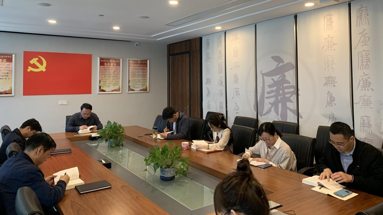 皮塑公司黨支部構(gòu)建“紅色課堂10+1”學(xué)習(xí)體系推動主題教育走深走實(shí)